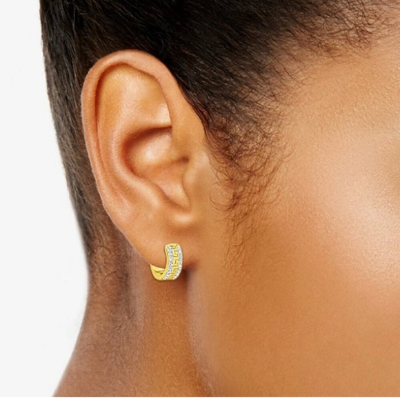 NWT And Now This Crystal Greek Key Hoop Earring - Gold - Picture 4 of 4